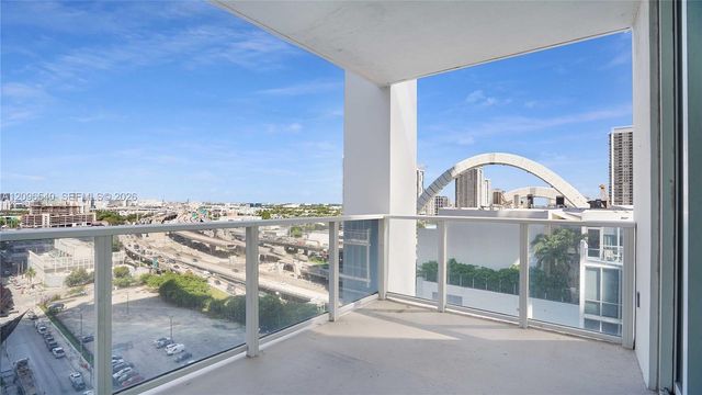 1040 W Biscayne Boulevard 1206, Miami, FL 33132