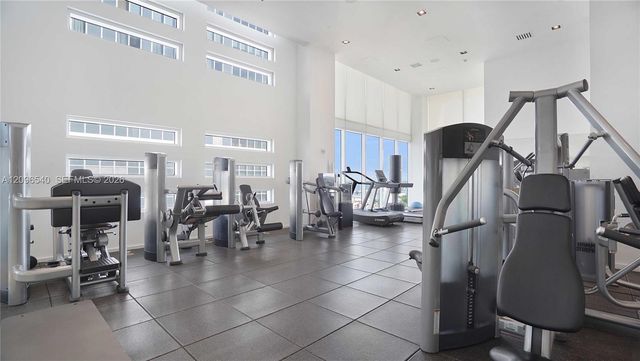 1040 W Biscayne Boulevard 1206, Miami, FL 33132