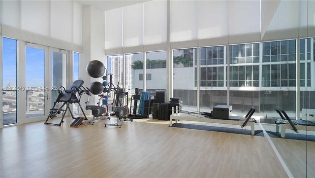 1040 W Biscayne Boulevard 1206, Miami, FL 33132