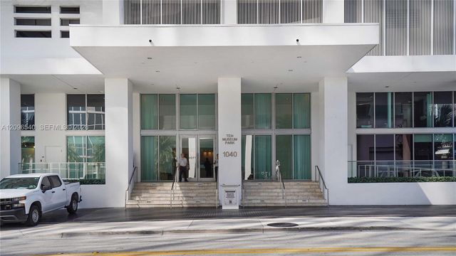 1040 W Biscayne Boulevard 1206, Miami, FL 33132