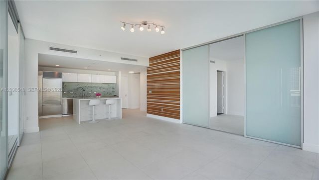 1040 W Biscayne Boulevard 1206, Miami, FL 33132