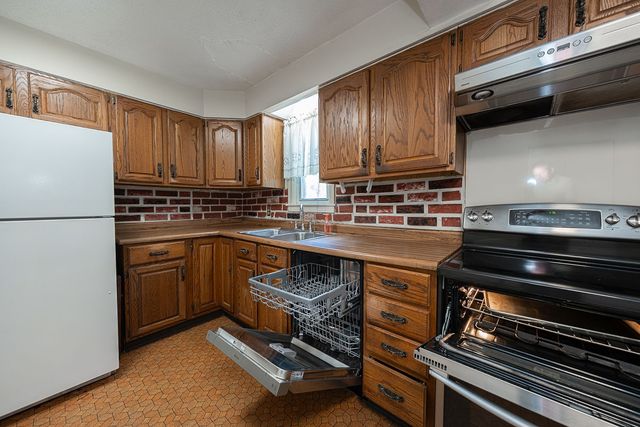 812 Pennsylvania AVENUE, Oakmont, PA 15139