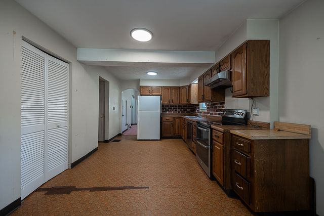 812 Pennsylvania AVENUE, Oakmont, PA 15139