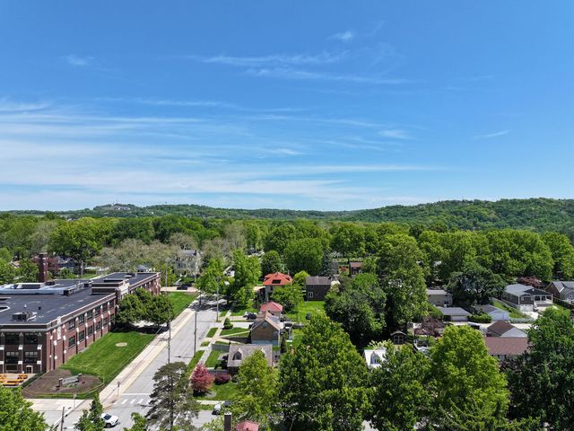 812 Pennsylvania AVENUE, Oakmont, PA 15139