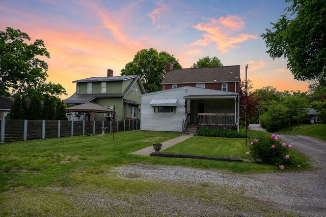 812 Pennsylvania AVENUE, Oakmont, PA 15139
