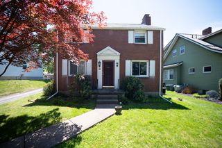 812 Pennsylvania AVENUE, Oakmont, PA 15139