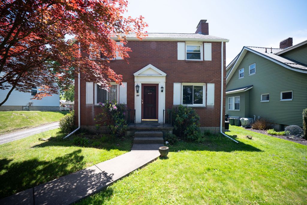 812 Pennsylvania AVENUE, Oakmont, PA 15139
