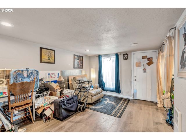 2907 COLUMBIA HEIGHTS Rd, Longview, WA 98632