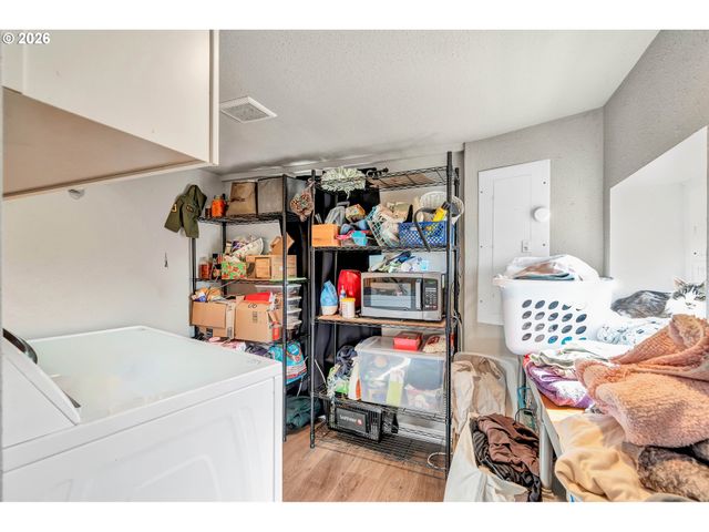 2907 COLUMBIA HEIGHTS Rd, Longview, WA 98632