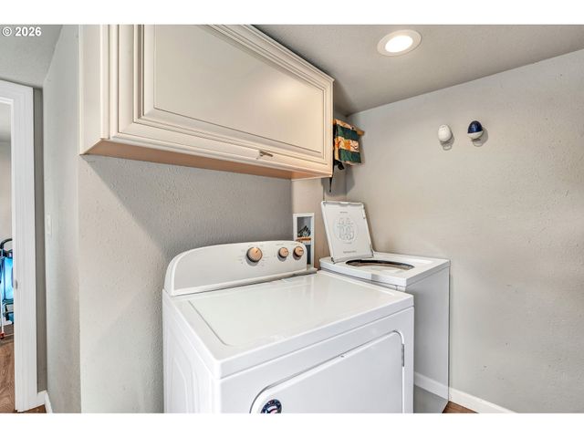 2907 COLUMBIA HEIGHTS Rd, Longview, WA 98632