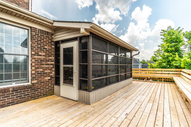 1069 Walnut Grove Circle, Richmond, KY 40475