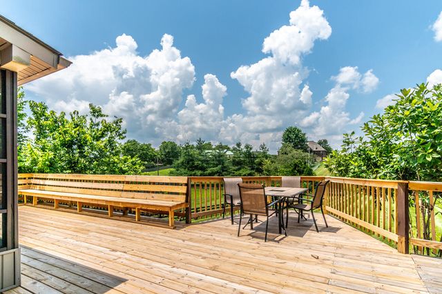 1069 Walnut Grove Circle, Richmond, KY 40475