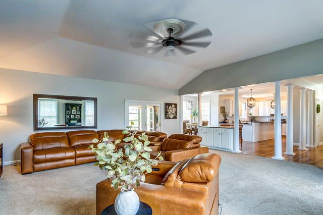 1069 Walnut Grove Circle, Richmond, KY 40475