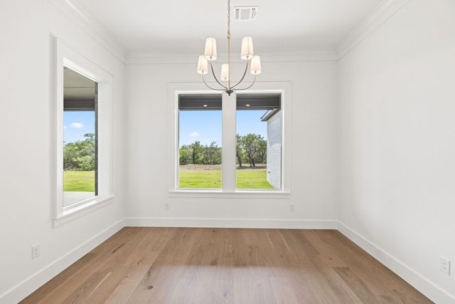 737 Burr Oak Lane, Weatherford, TX 76085