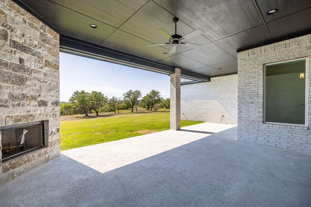 737 Burr Oak Lane, Weatherford, TX 76085