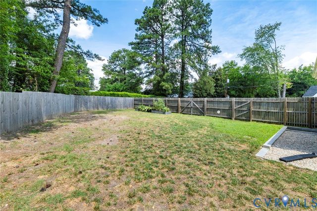 2903 Calloway Rd, Henrico, VA 23228