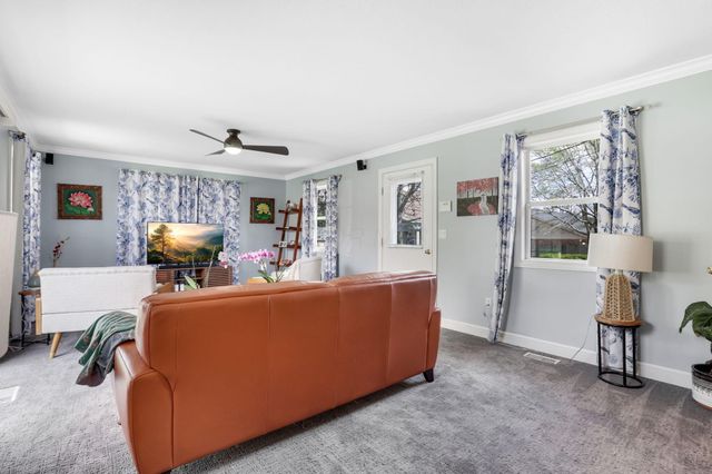 10 Buckeye Boulevard, Pataskala, OH 43062