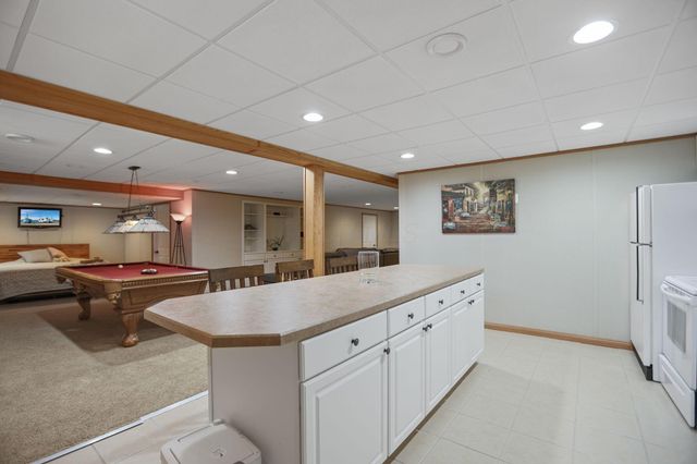 10 Buckeye Boulevard, Pataskala, OH 43062