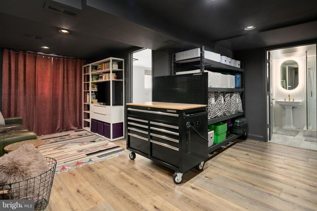 3210 CENTRAL AVE NE, Washington, DC 20018