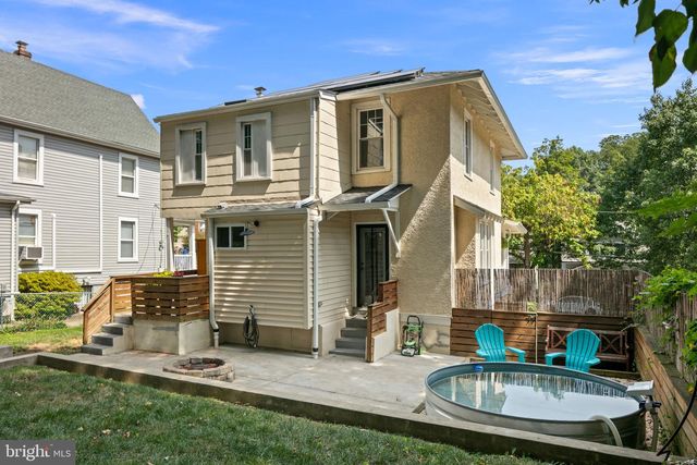 3210 CENTRAL AVE NE, Washington, DC 20018