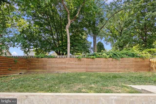 3210 CENTRAL AVE NE, Washington, DC 20018