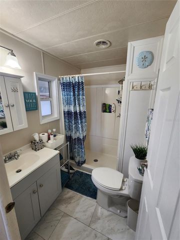 808 53RD AVENUE E 22, Bradenton, FL 34203