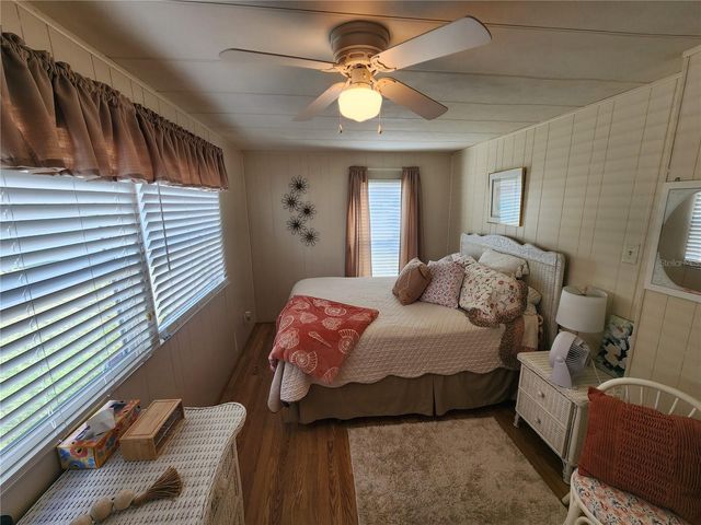 808 53RD AVENUE E 22, Bradenton, FL 34203