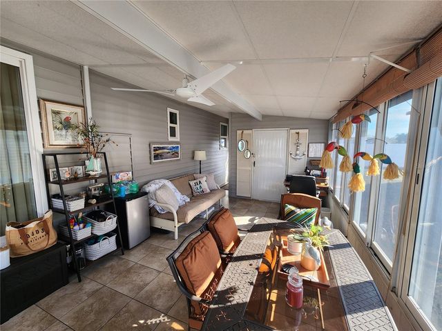 808 53RD AVENUE E 22, Bradenton, FL 34203