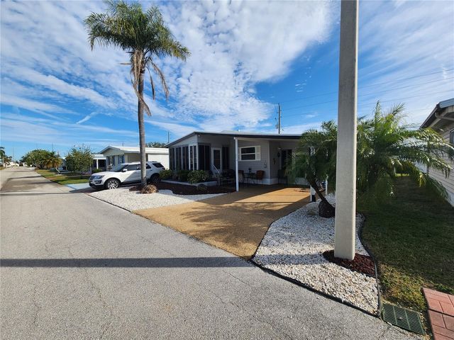 808 53RD AVENUE E 22, Bradenton, FL 34203