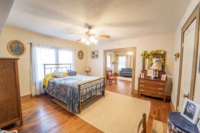 900 W West Walker, Breckenridge, TX 76424