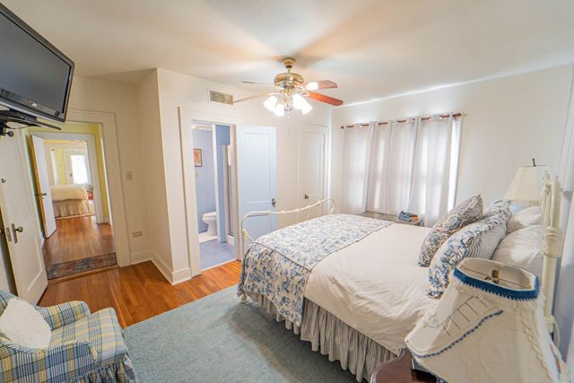 900 W West Walker, Breckenridge, TX 76424