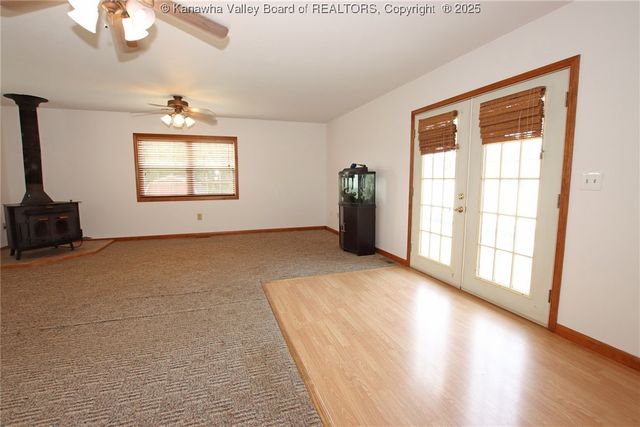 26 Winfield Avenue, Winfield, WV 25213