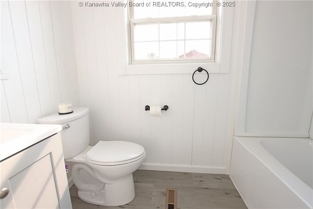 26 Winfield Avenue, Winfield, WV 25213