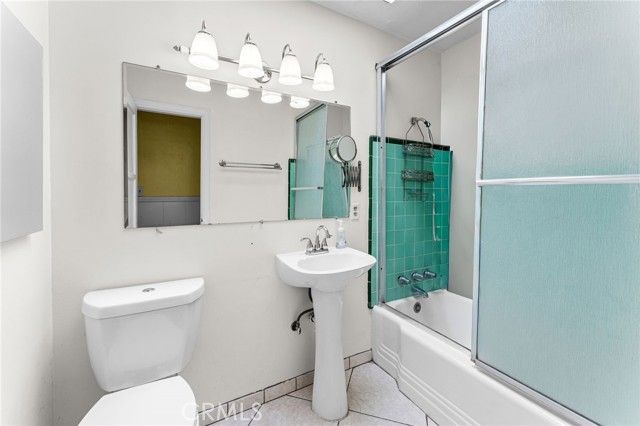 1045 Cathedral Way, Pomona, CA 91768