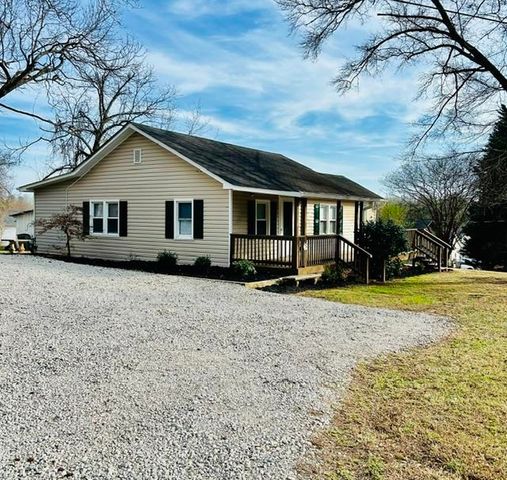 416 Wood Road, Taylors, SC 29687