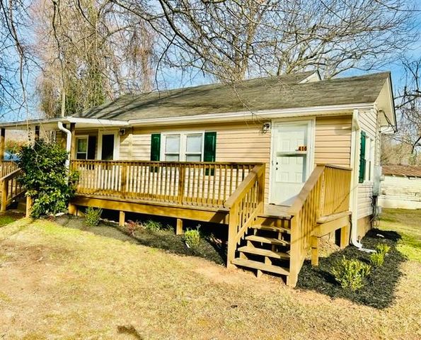 416 Wood Road, Taylors, SC 29687