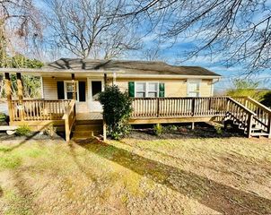 416 Wood Road, Taylors, SC 29687