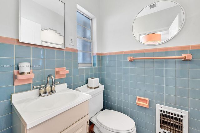 5915 La Gorce Dr, Miami Beach, FL 33140