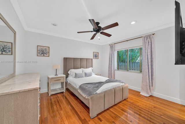 5915 La Gorce Dr, Miami Beach, FL 33140