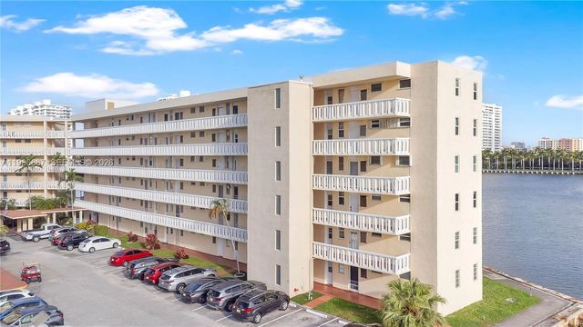 2999 Point East Drive C308, Aventura, FL 33160