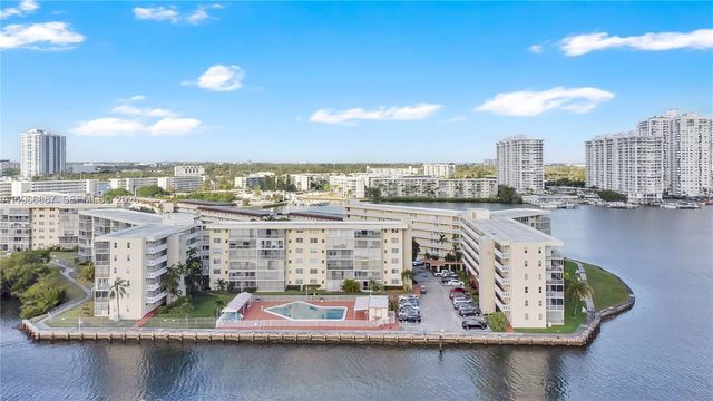 2999 Point East Drive C308, Aventura, FL 33160
