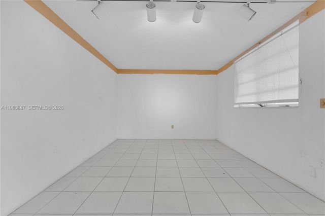 2999 Point East Drive C308, Aventura, FL 33160
