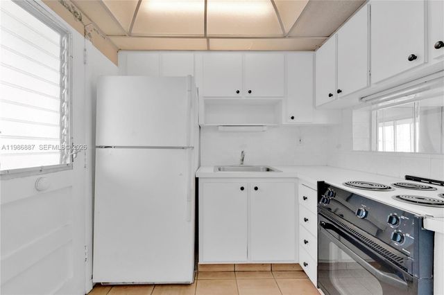2999 Point East Drive C308, Aventura, FL 33160