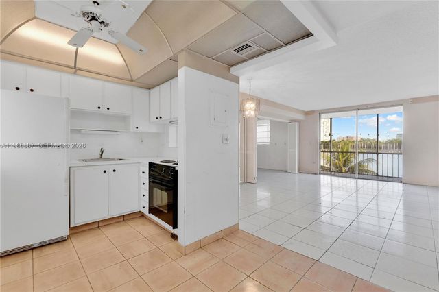 2999 Point East Drive C308, Aventura, FL 33160