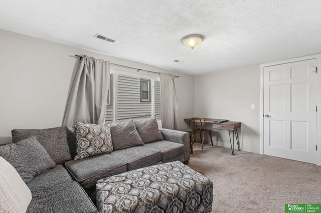 5805 Ohio Street, Omaha, NE 68104