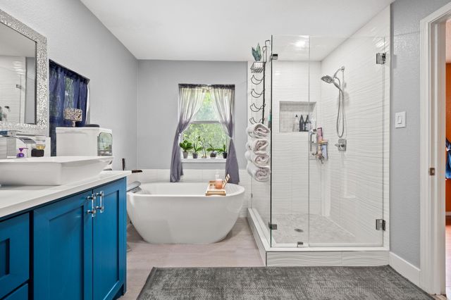 908 Tayside DR, Pflugerville, TX 78660