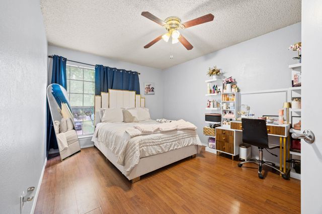 908 Tayside DR, Pflugerville, TX 78660