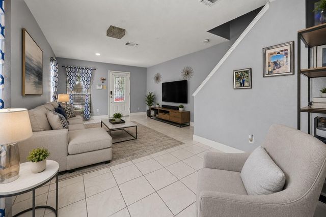 908 Tayside DR, Pflugerville, TX 78660