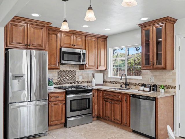 2042 Panama Avenue, San Jose, CA 95122