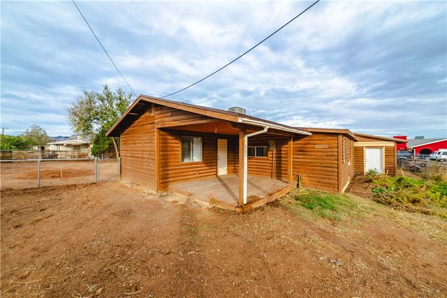 3710 E Shaeffer Avenue, Kingman, AZ 86409